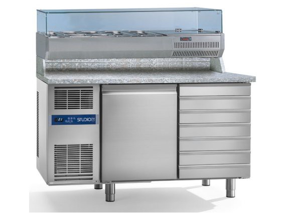 Banco pizza Tequila 1500 SP60 con vetrina refrigerata.